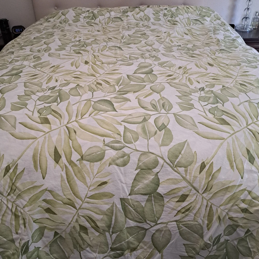 Pottery Barn Naturals Overlapping Leaves Duvet Cover KING